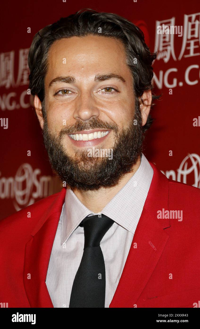 Zachary Levi au Gala annuel du sourire de l'opération Smile 2016 qui s'est tenu au Beverly Wilshire Hotel à Beverly Hills, États-Unis, le 30 septembre 2016. Banque D'Images