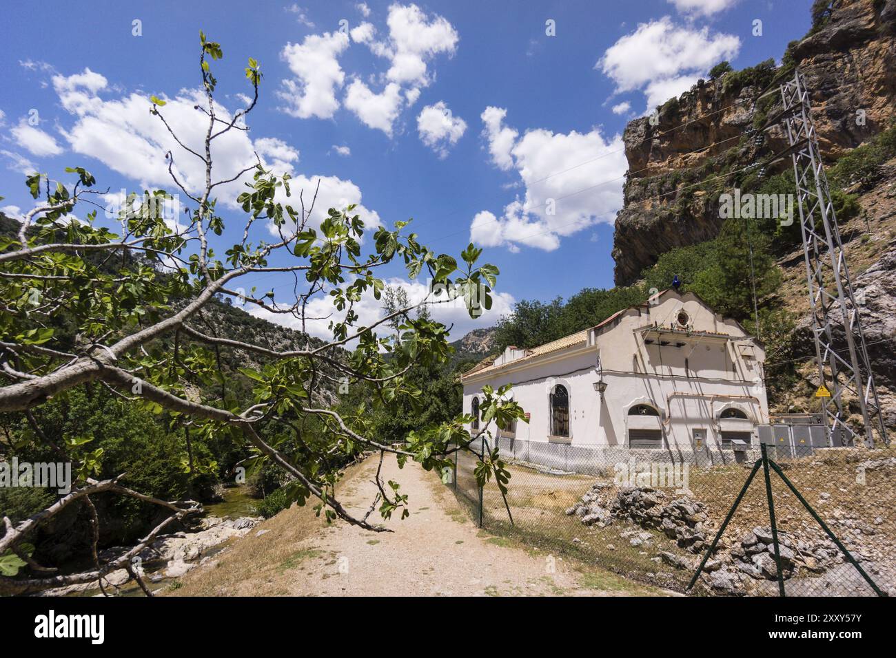 Antigua central electrica, Ruta del rio Borosa, parque Natural sierras de Cazorla, Segura y Las Villas, Jaen, Andalousie, Espagne, Europe Banque D'Images