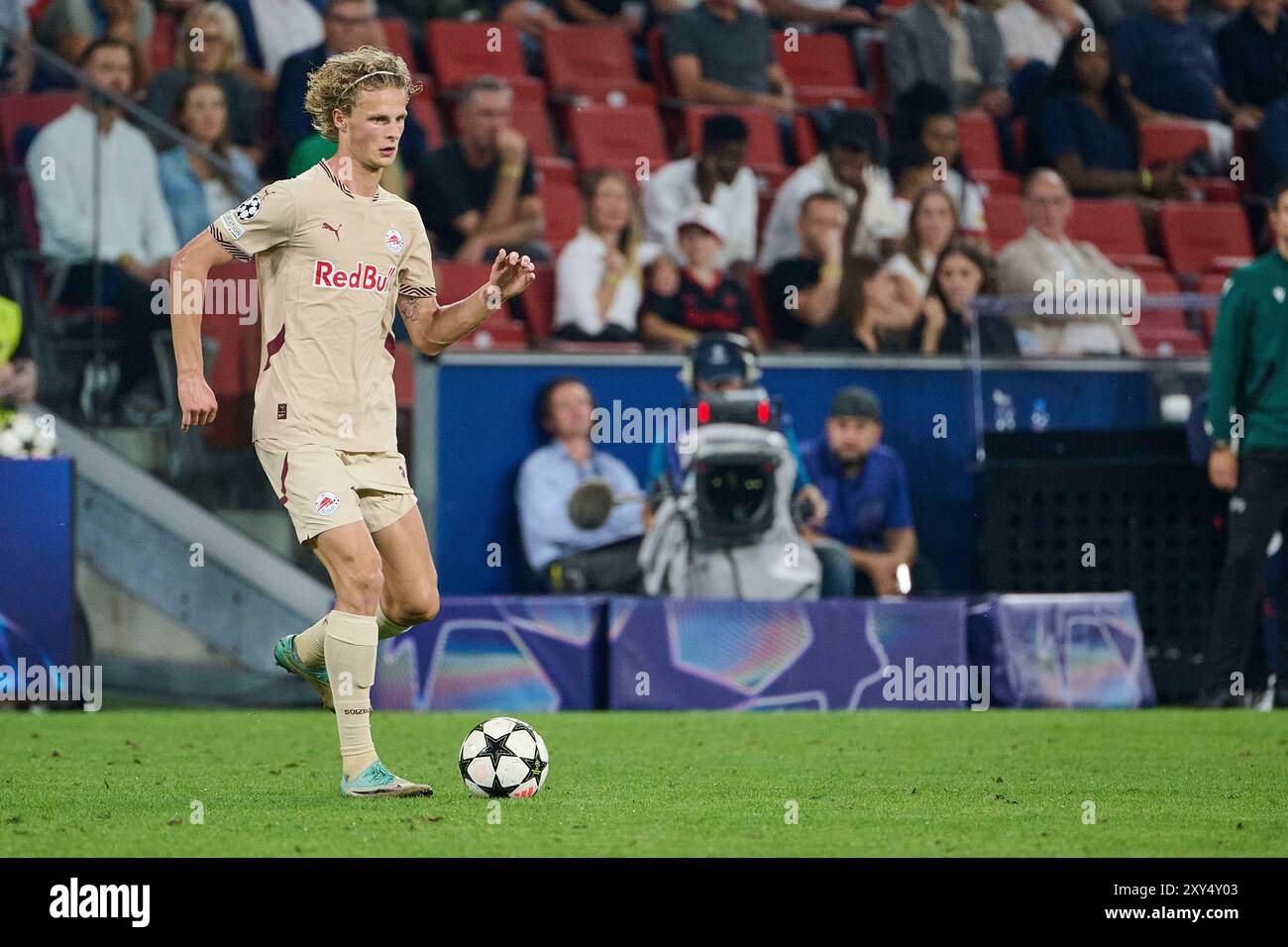 Salzbourg, Österreich 27. Août 2024 : Champions League - qualification - 2024/2025 - RB Salzburg vs. Dynamo Kiew Im Bild : Maurits Kjaergaard (RB) Banque D'Images