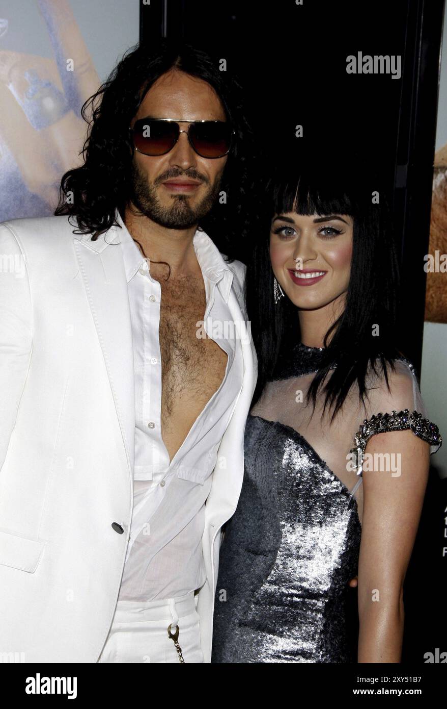 Katy Perry et Russell Brand lors de la première de "Get Him to the Greek" à Los Angeles au Greek Theatre de Los Angeles le 25 mai 2010. Crédit : l Banque D'Images