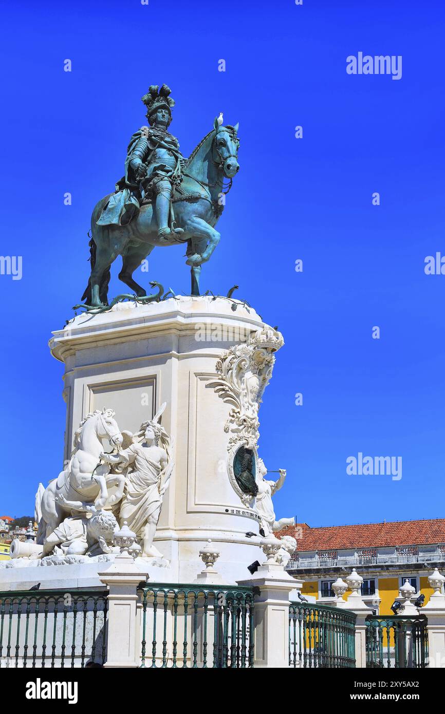 Lisbonne, Portugal, 27 mars 2018 : monument de la ville, statue du roi José I sur la place du commerce, Europe Banque D'Images