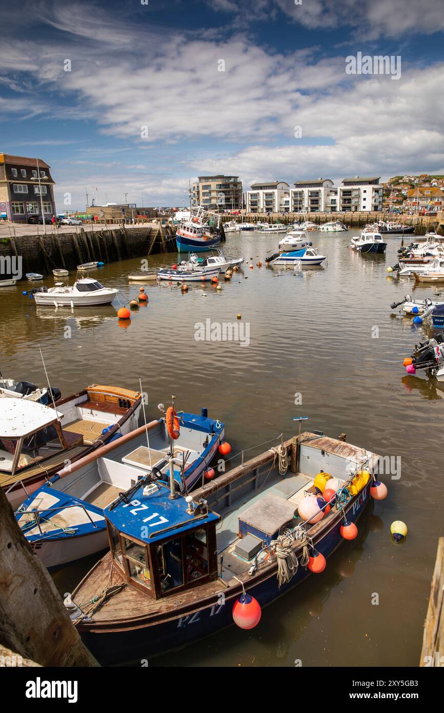 Royaume-Uni Angleterre, Dorset, Bridport, West Bay, port Banque D'Images