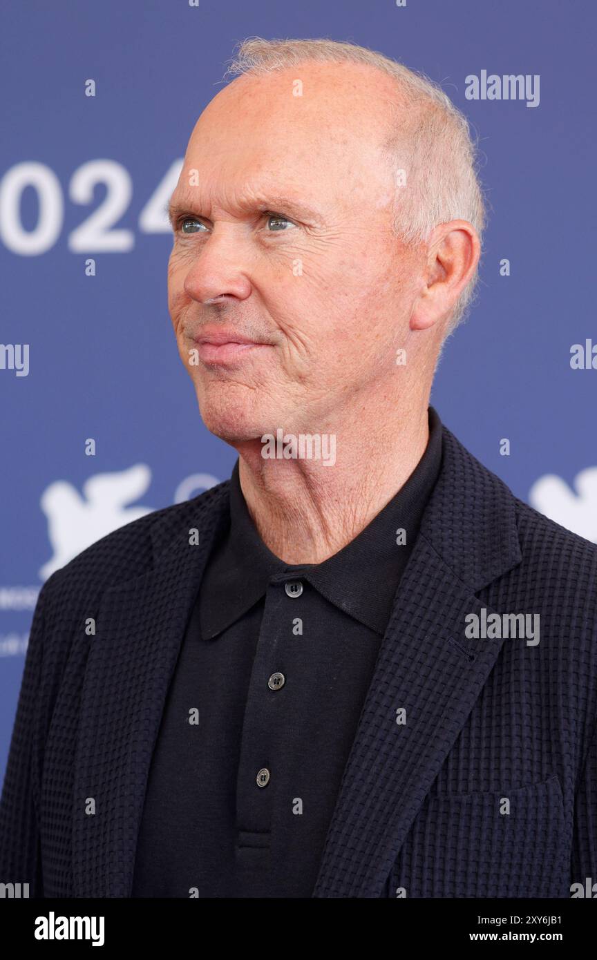 Michael Keaton beim Photocall zum Kinofilm 'Beetlejuice Beetlejuice' auf der Biennale di Venezia 2024 / 81. Internationale Filmfestspiele von Venedig im Palazzo del Casino. Venedig, 28.08.2024 Banque D'Images