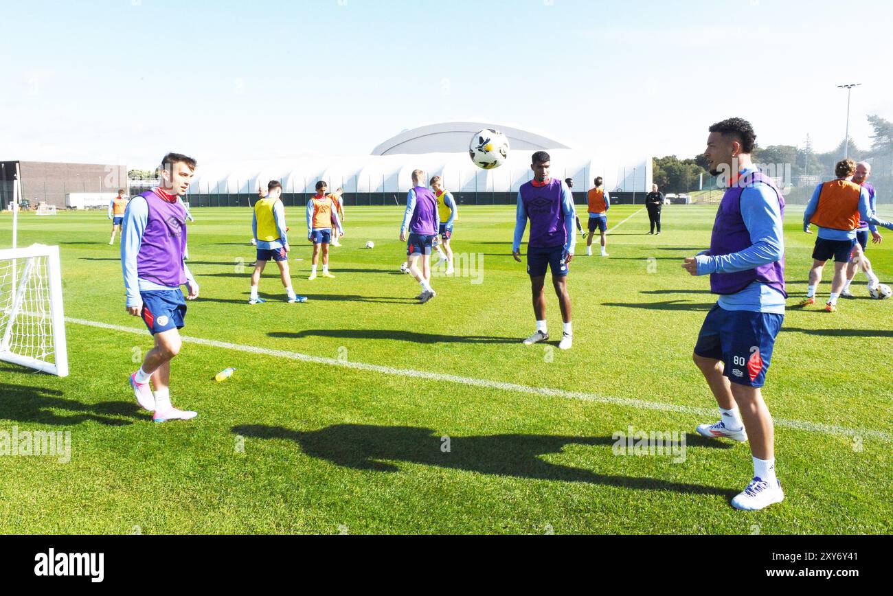 Oriam Sports Centre Edinburgh.Scotland.UK.28th Aug 24 session d'entraînement des cœurs pour Europa League play-off match avec Viktoria Plzen crédit : eric mccowat/Alamy Live News Banque D'Images