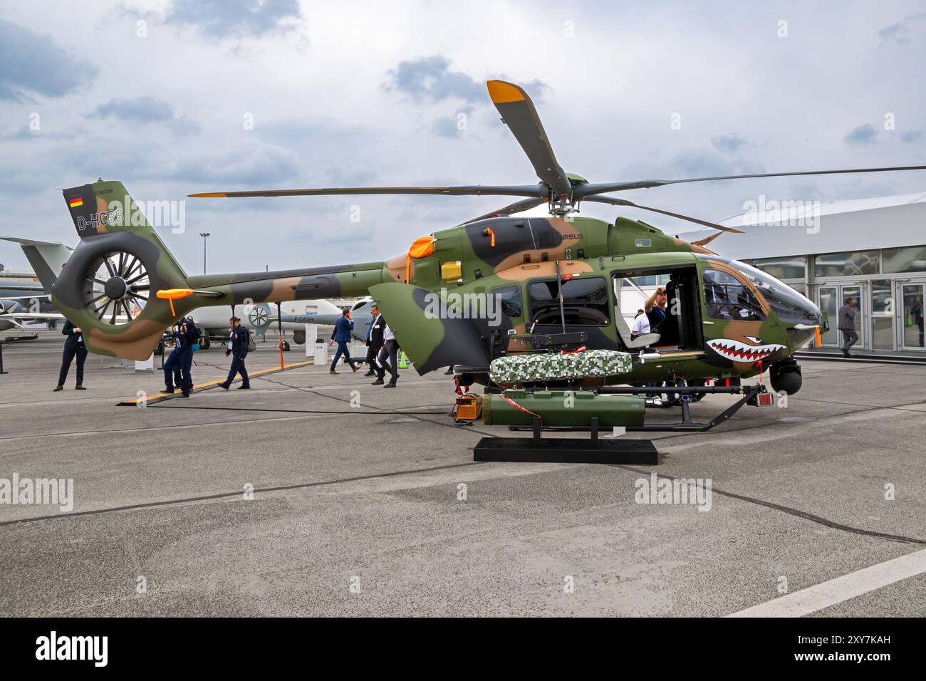 Airbus Helicopters H145M hélicoptère de soutien au combat au salon de l'aéronautique de Paris. France - 22 juin 2023 Banque D'Images