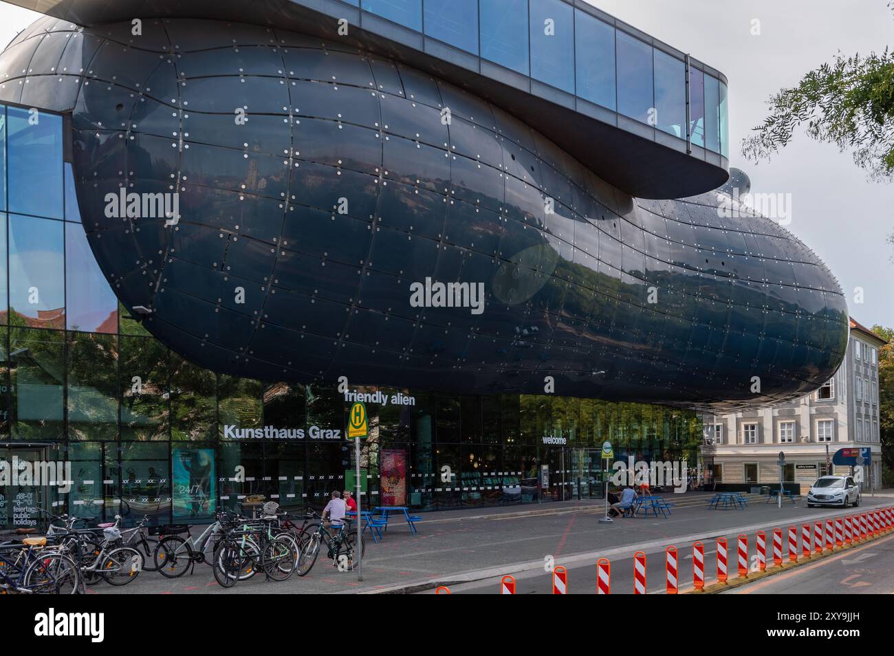 Graz, Autriche (16 août 2024) - la Maison de l'art (allemand 'Kunsthaus') est un musée d'art (arche Peter Cook e Colin Fournier) terminé en 2003 Banque D'Images