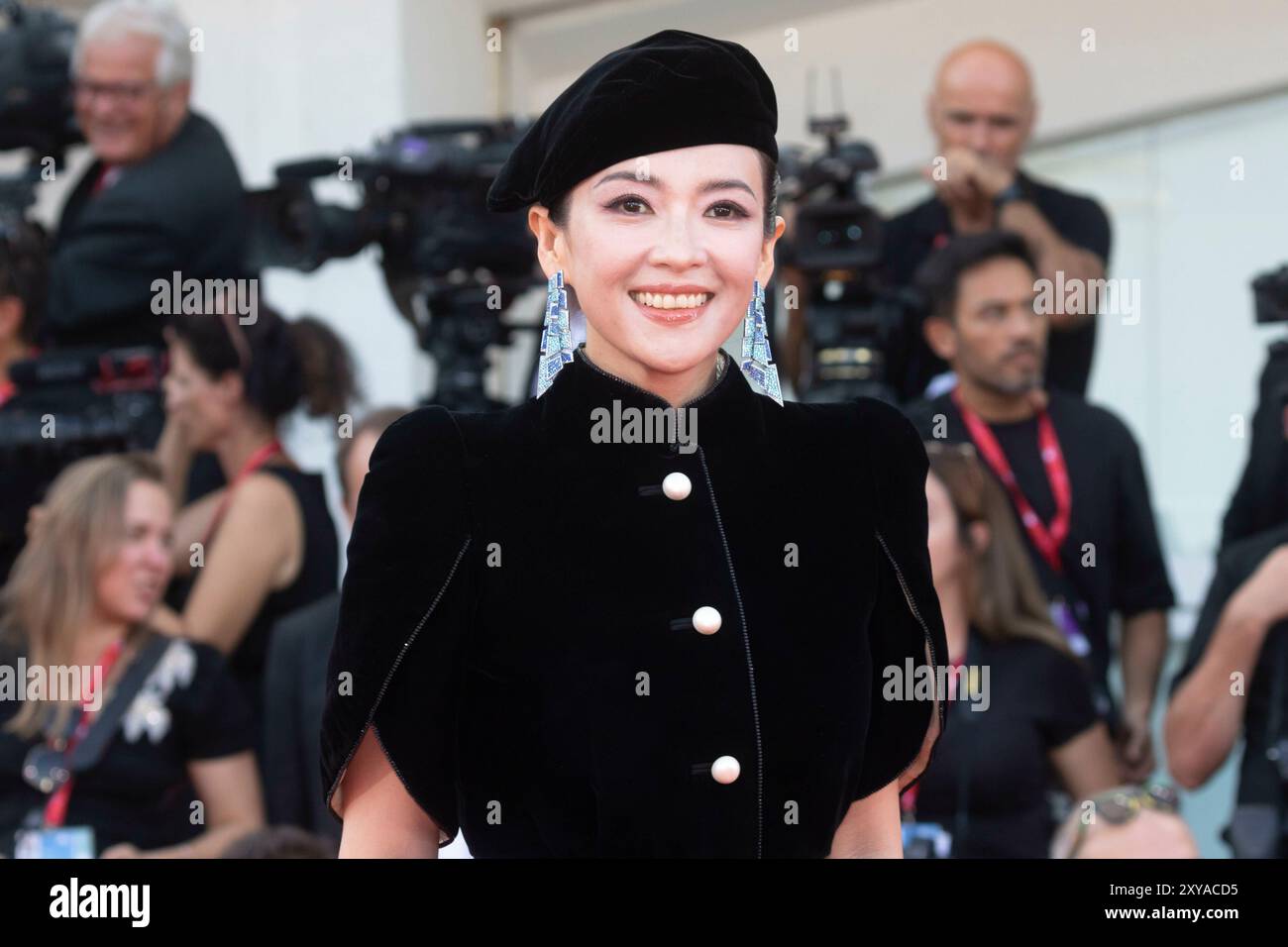 Venise, Italien. 28 août 2024. Zhang Ziyi assiste à la première de 'Beetlejuice Beetlejuice' lors de la soirée d'ouverture du 81ème Festival International du film de Venise au Palazzo del Cinema sur le Lido à Venise, Italie, le 28 août 2024. Crédit : dpa/Alamy Live News Banque D'Images