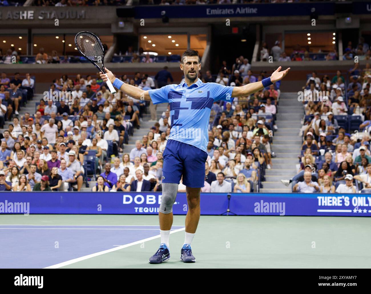 Flushing Meadow, États-Unis. 28 août 2024. Novak Djokovic, de Serbie, réagit après avoir gagné un point contre Laslo Djere, de Serbie, dans leur match de deuxième tour au stade Arthur Ashe des US Open Tennis Championships 2024 au Centre National de Tennis de l'USTA Billie Jean King le mercredi 28 août 2024 à New York. Photo de John Angelillo/UPI crédit : UPI/Alamy Live News Banque D'Images