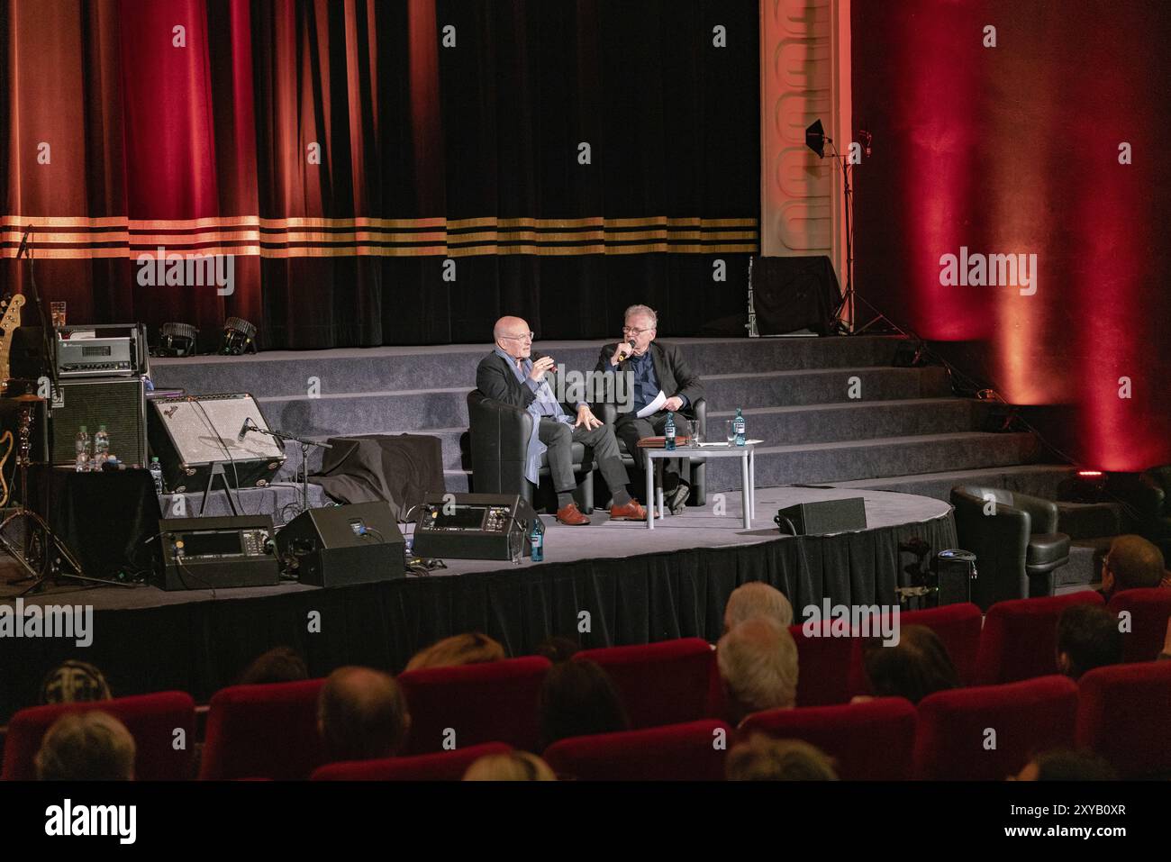 Wiesbaden, Allemagne, 5 avril 2019 : Volker Schloendorff et Daniel Cohn-Bendit au Caligari Wiesbaden, célébration en l'honneur du 8 Banque D'Images