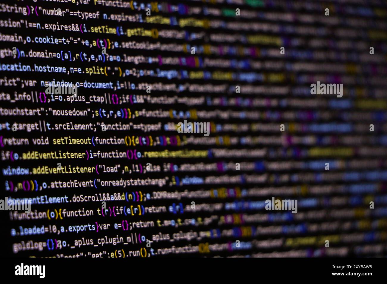 Code source du logiciel. Code de programmation. Code de programmation sur l'écran de l'ordinateur. Développeur travaillant sur des codes de programme dans le bureau. Code source Banque D'Images
