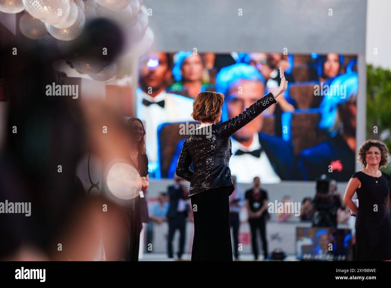 VENISE, ITALIE - AOÛT 28 2024 - tapis rouge d'ouverture - Sigourney Weaver avec le Lion d'or sur le tapis rouge le 81e Festival du film de Venise (photo : Banque D'Images