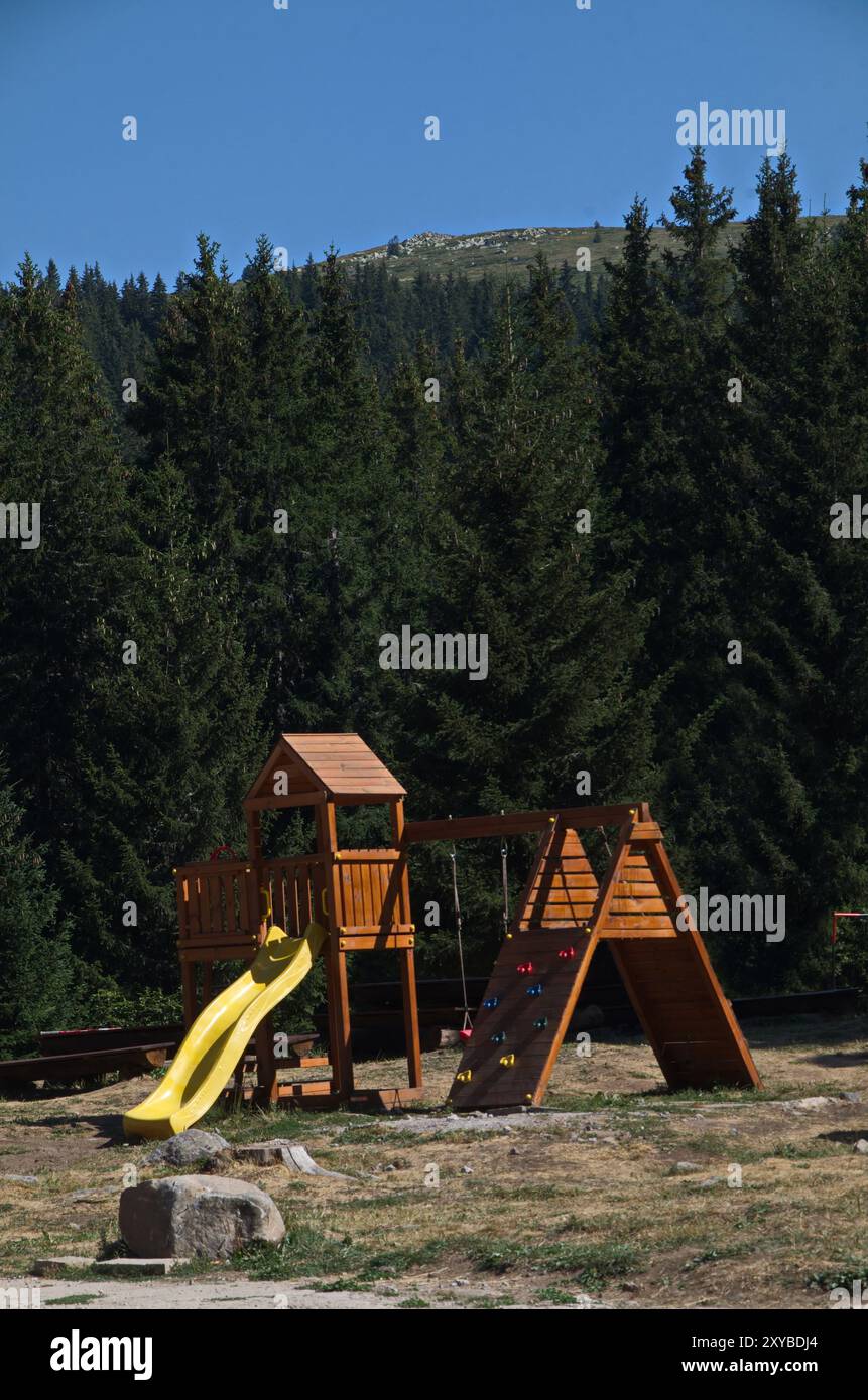 Une partie du coin des enfants haut dans la montagne Vitosha au pied du pic Noir, Sofia, Bulgarie Banque D'Images