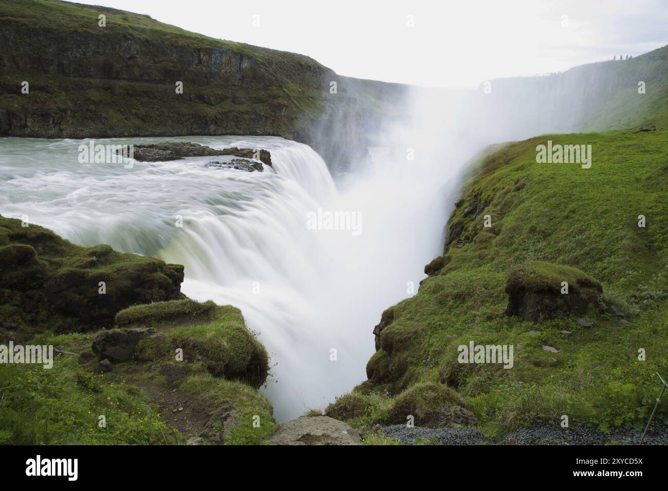 Cascade Gullfoss de la rivière Hvita (Oelfusa) à Haukadalur dans le sud de l'Islande Banque D'Images