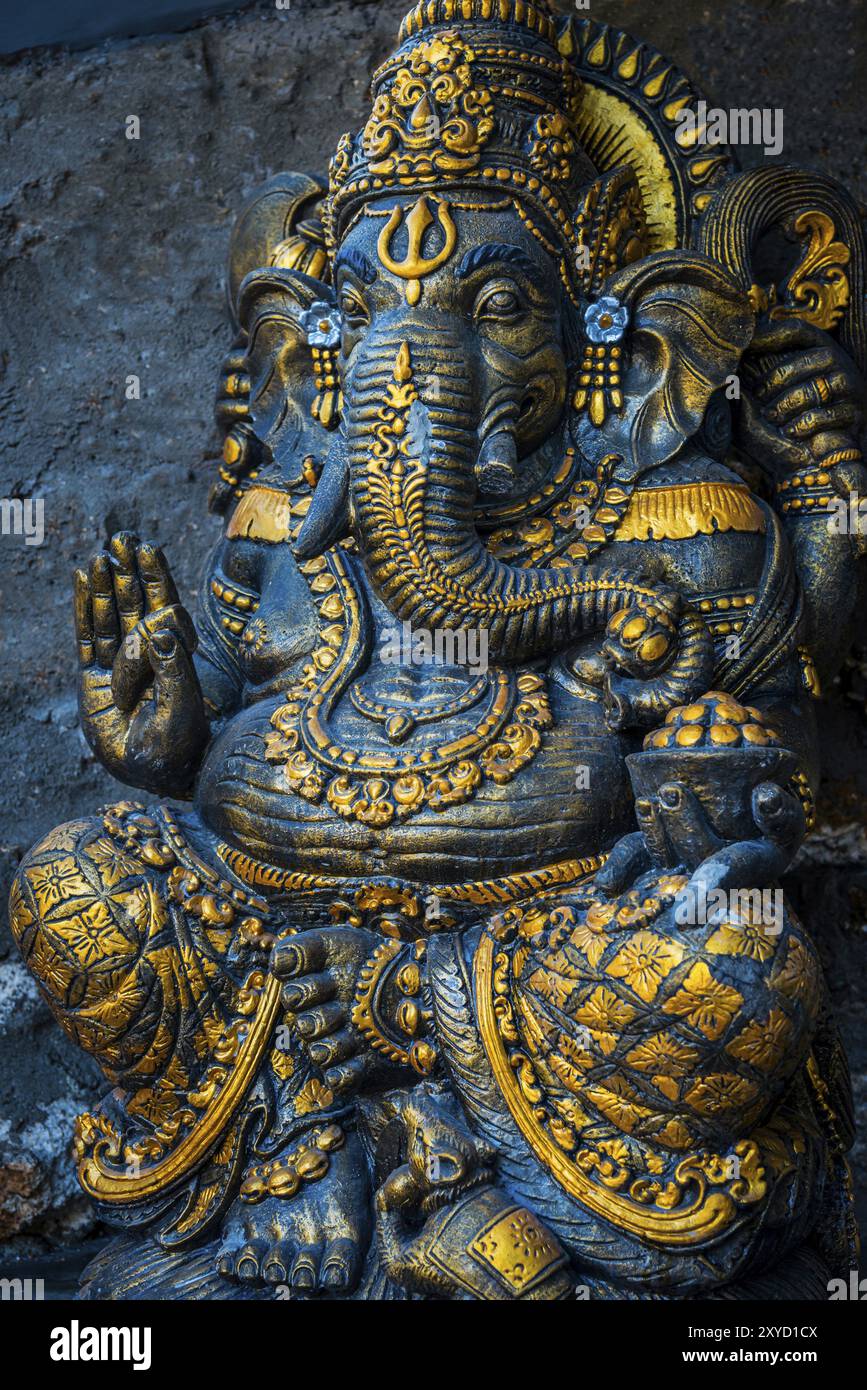 Ganesha traditionnel, hindouisme, Ganesha, figure d'éléphant, statue, temple, religion, religion du monde, dieu, éléphant, sculpture, figure de temple, art, cultu Banque D'Images