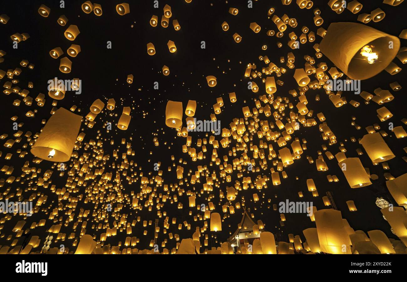 Loi Krathong et Yi Peng Festival, Chiang mai, Thaïlande, Asie Banque D'Images