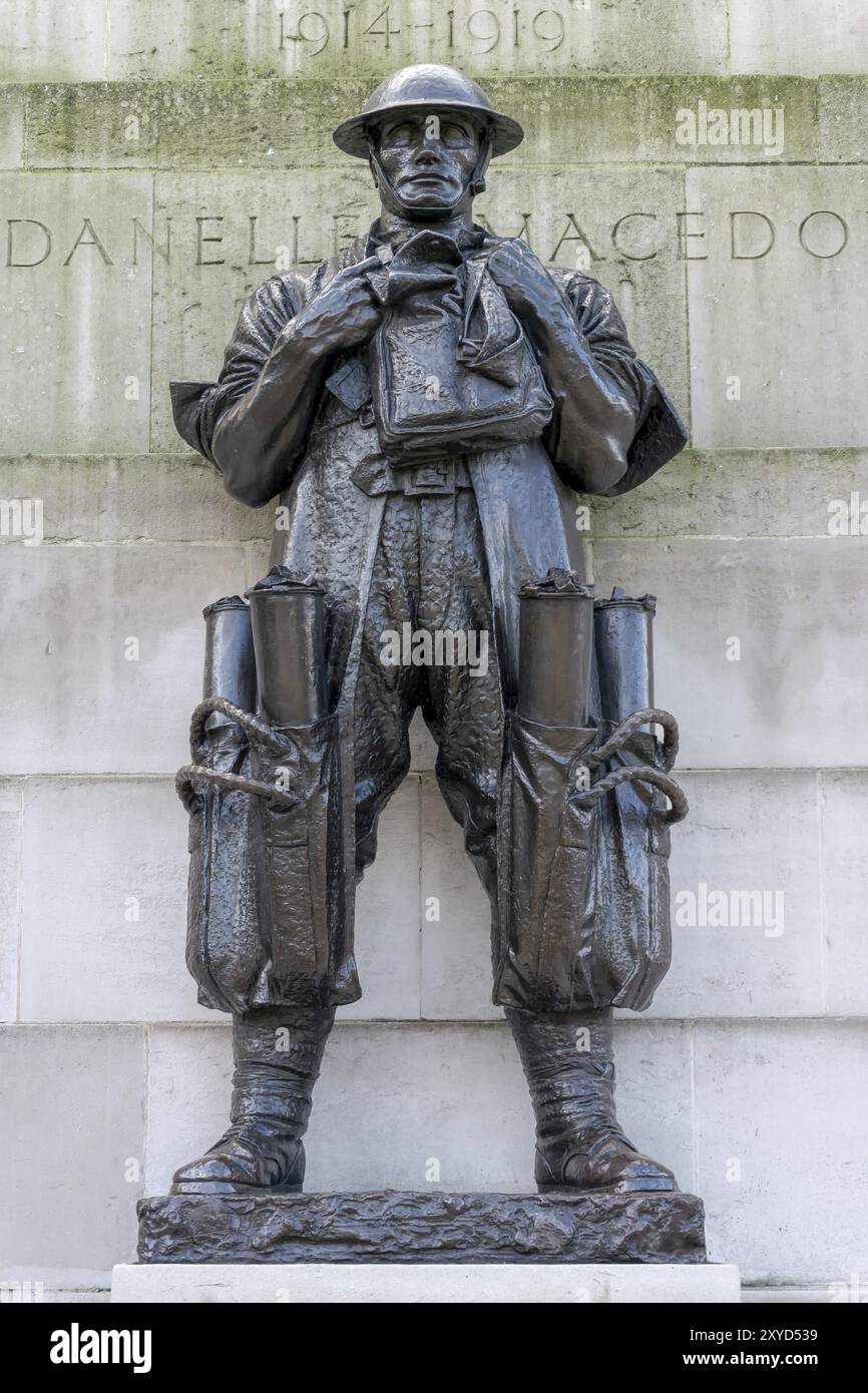 LONDRES, 3 NOVEMBRE : Royal Artillery Memorial à Londres le 3 novembre 2013 Banque D'Images