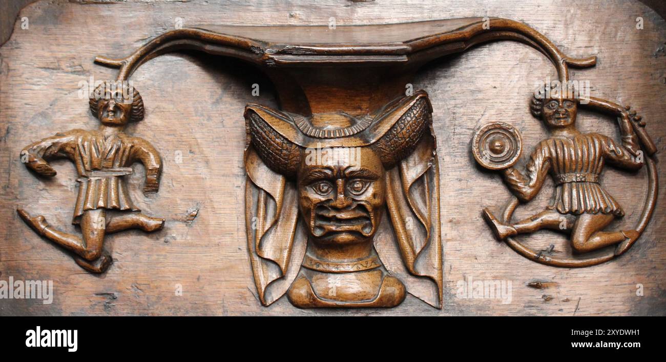 Miséricord dans l'église paroissiale de St Laurence, Ludlow, Shropshire, Angleterre, Royaume-Uni - Scold Banque D'Images