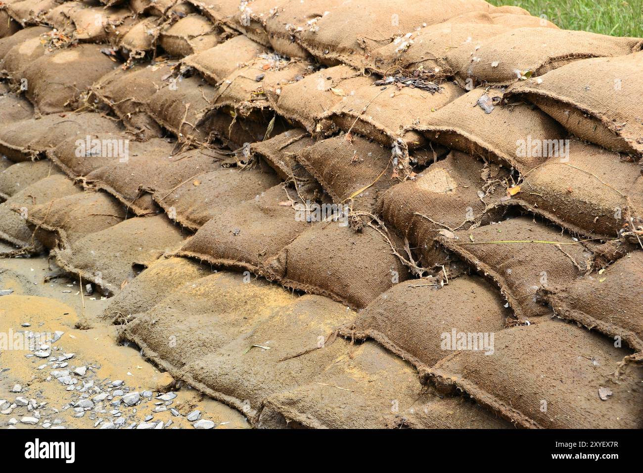 Sacs de sable après les inondations à Magdebourg Banque D'Images