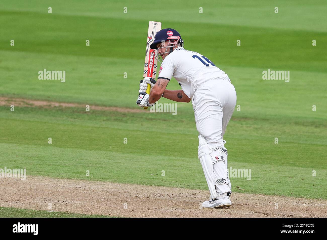 Prise à Birmingham, Royaume-Uni, le 29 août 2024 au Warwickshire County Cricket Club, Edgbaston. Sur la photo, Sam Hain du Warwickshire en action au Crease lors du match de championnat du comté de 2024 entre Warwickshire CCC et Kent CCC L'image est à usage éditorial exclusif - crédit à Stu Leggett via Alamy Live News Banque D'Images