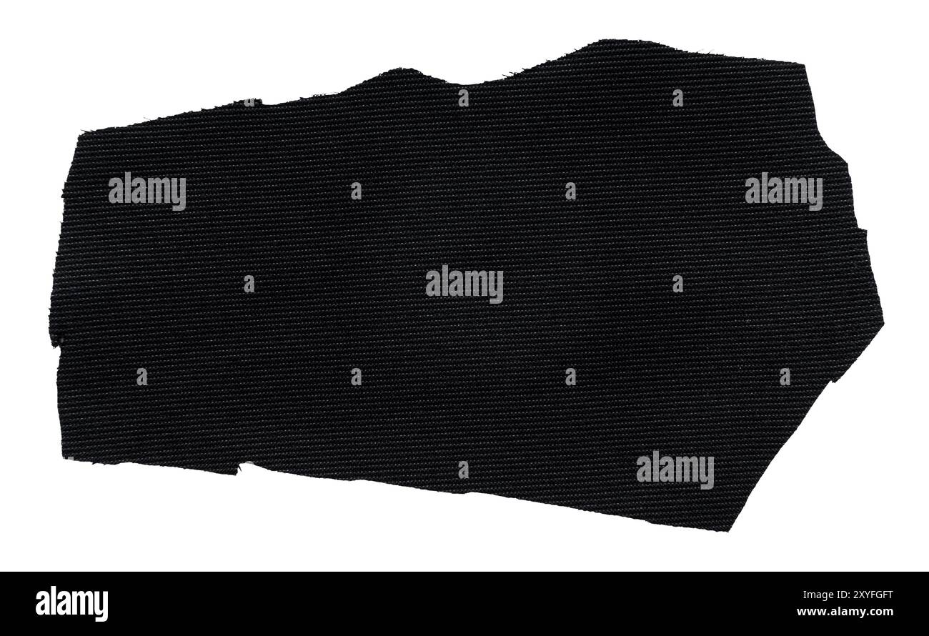 Un morceau de tissu noir déchiré sur un fond blanc. Isolat textile Banque D'Images Un morceau de tissu noir déchiré sur un fond blanc. Isolat textile Banque D'Images