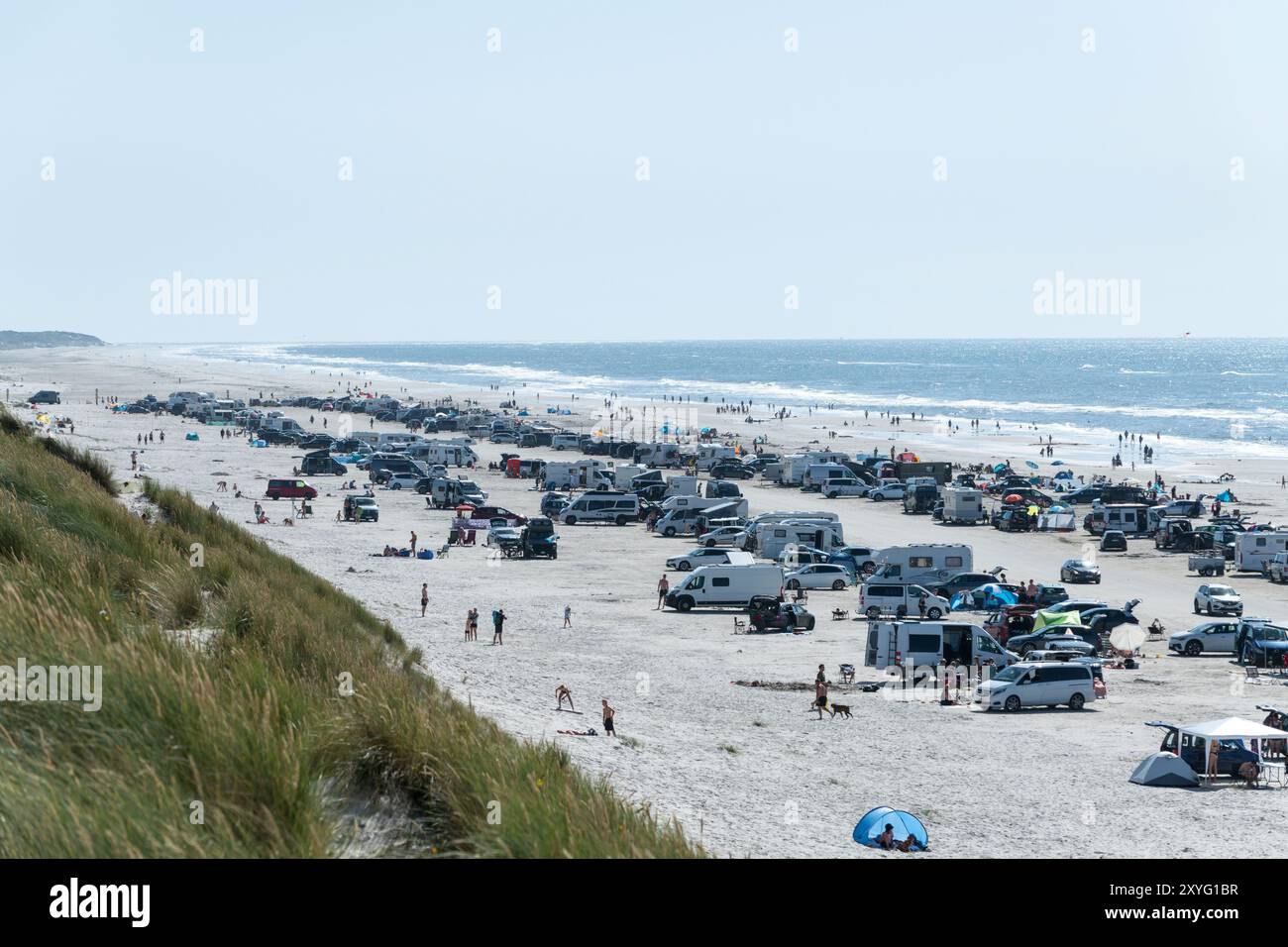 Plage Vejers Strand, plage de voitures, Danemark Banque D'Images