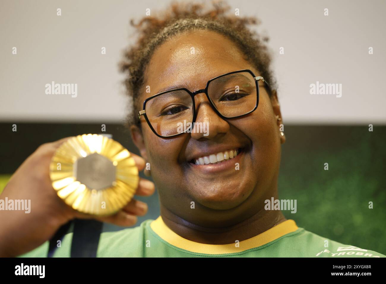 Portrait de Beatriz Souza, athlète brésilienne de judo, médaillée d'or aux Jeux Olympiques de Paris 2024. Portrait médaillé des Jeux Olympiques de BIA Souza. Banque D'Images