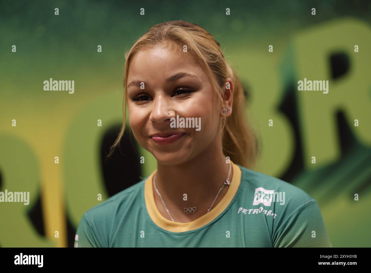 Portrait de Flavia Saraiva athlète brésilienne de gymnastique artistique, médaillée de bronze aux Jeux Olympiques de Paris 2024, Jeux Olympiques d'été Banque D'Images