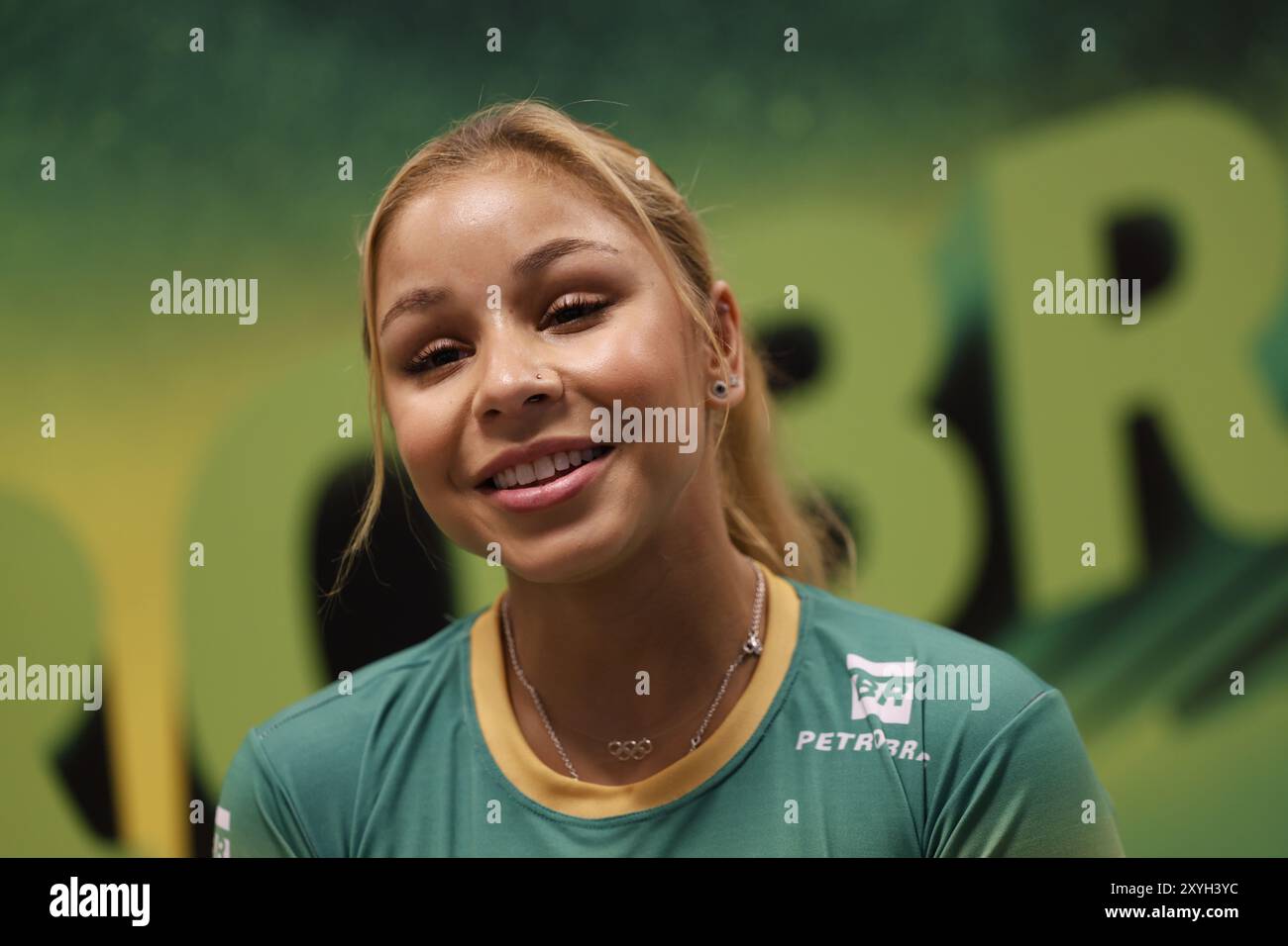 Portrait de Flavia Saraiva athlète brésilienne de gymnastique artistique, médaillée de bronze aux Jeux Olympiques de Paris 2024, Jeux Olympiques d'été Banque D'Images