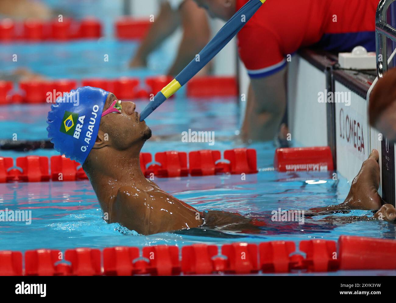 Paris, France. 29 août 2024. Gabriel Geraldo dos Santos Araujo de Team Brazil se prépare à participer à la finale S2 du para natation 100m dos masculin, le premier jour des Jeux Paralympiques de Paris 2024, Paris, France. Crédit : Isabel Infantes/Alamy Live News Banque D'Images