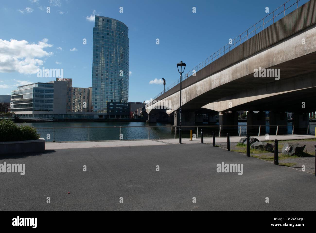 River Lagan, Belfast, en Irlande du Nord Banque D'Images