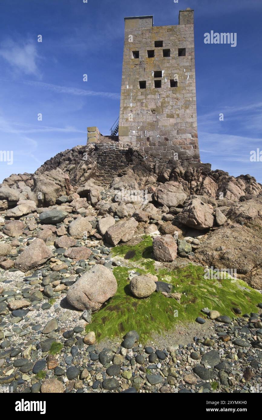 Seymour Tower au large de l'île Anglo-Normande de Jersey, Royaume-Uni Banque D'Images