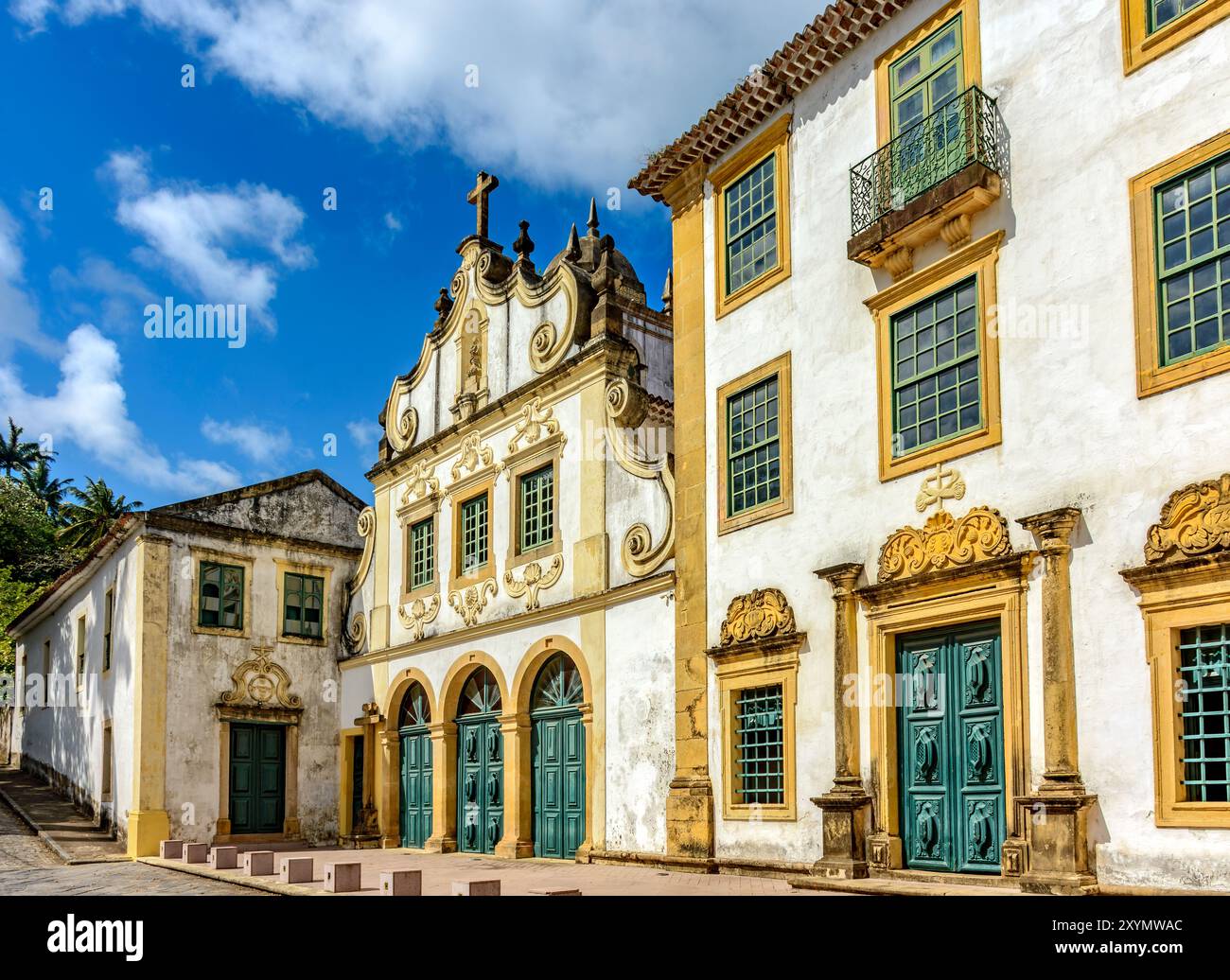 Façade d'une église historique de style baroque dans la ville d'Olinda à Pernambouco, Brésil Banque D'Images