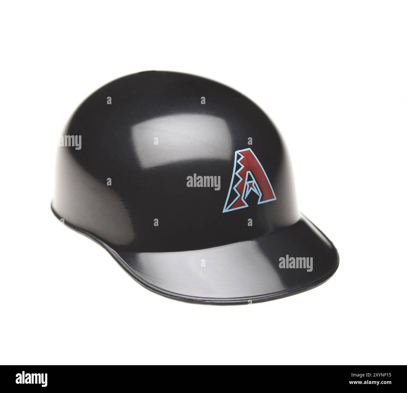IRVINE, CALIFORNIE - 27 FÉVRIER 2019 : gros plan d'un mini casque à collectionner Batters pour les Arizona Diamondbacks de la Major League Baseball. Banque D'Images