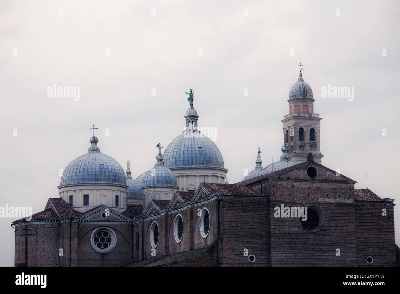 Basilique de Santa Giustina de Padoue, Padoue, Italie, Europe Banque D'Images