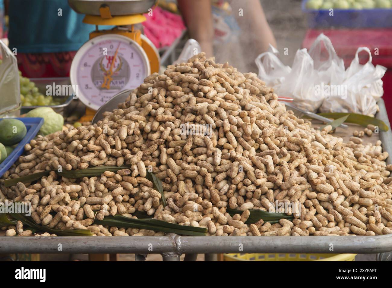 Cacahuètes bouillies, en vente sur Street, en thaïlande Banque D'Images