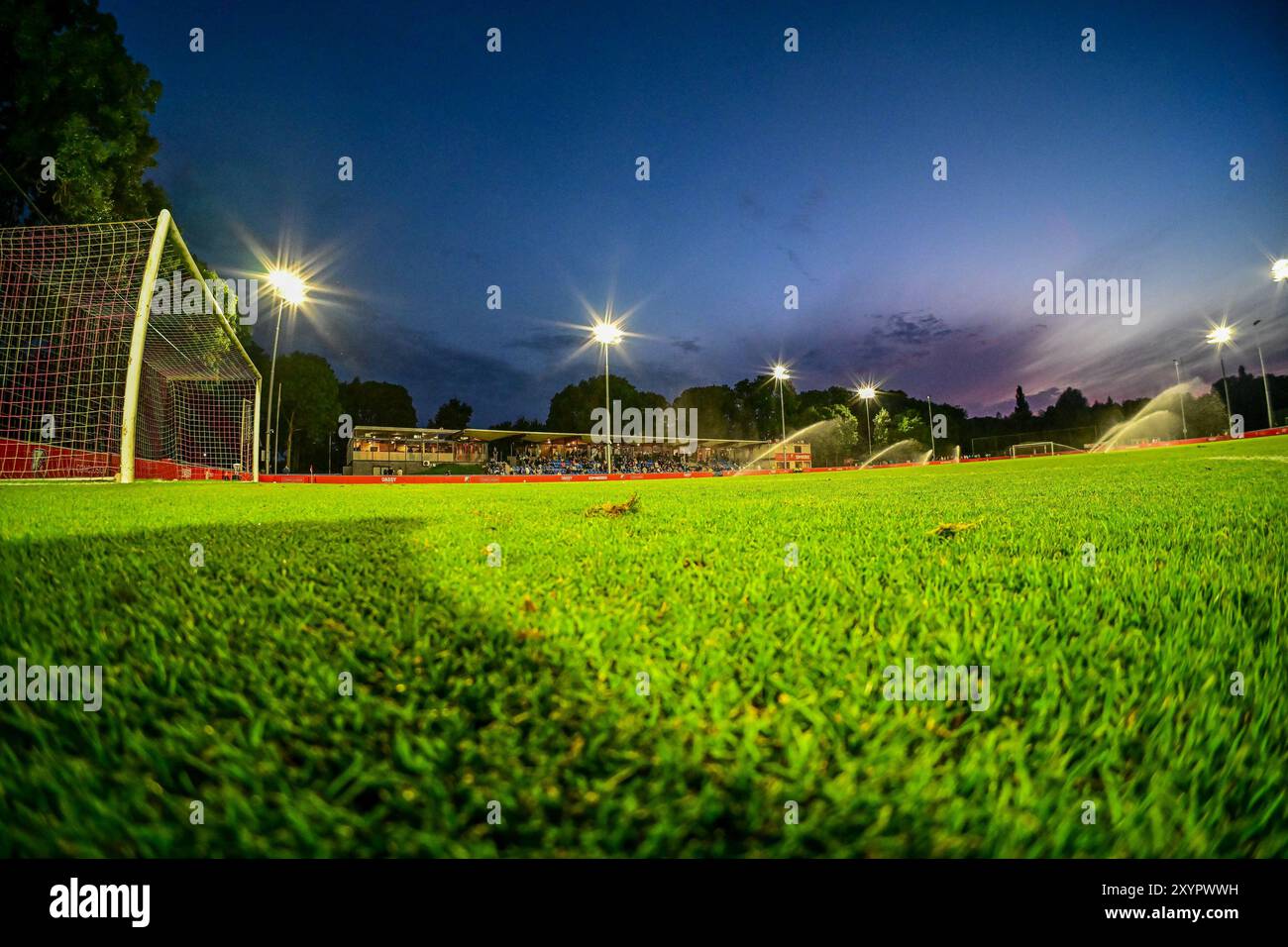 Utrecht, pays-Bas. 30 août 2024. UTRECHT, 30-08-2024, complexe sportif Zoudenbalch. Néerlandais KeukenKampioen Divisie saison de football 2024-2025. Stade Zoudenbalch pendant le match Jong FC Utrecht - FC Emmen. Crédit : Pro Shots/Alamy Live News Banque D'Images