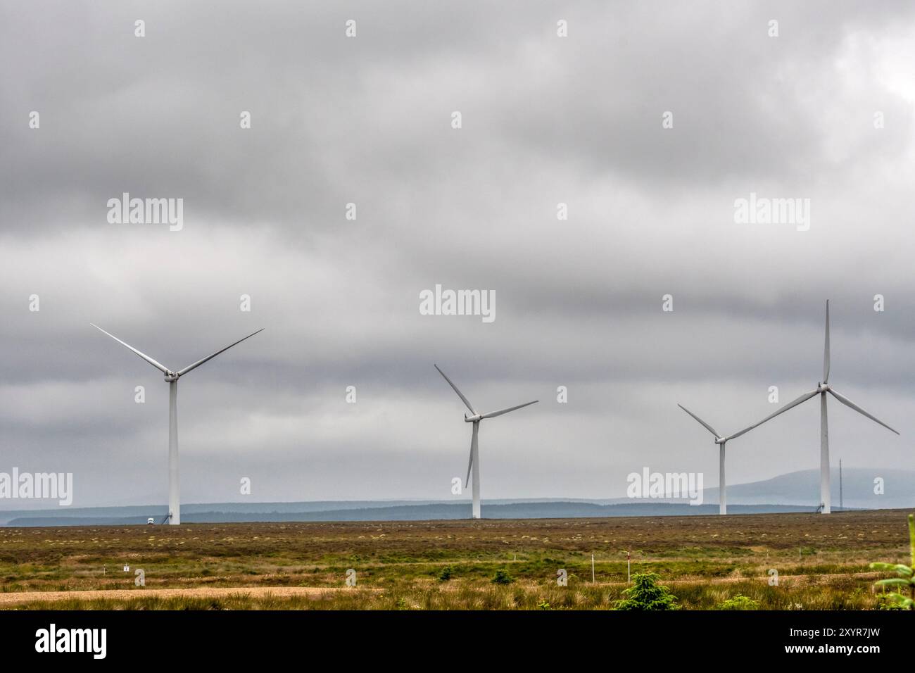 Parc éolien de Bad á Cheò, près d'Achtkeepster à Caithness, en Écosse. Banque D'Images