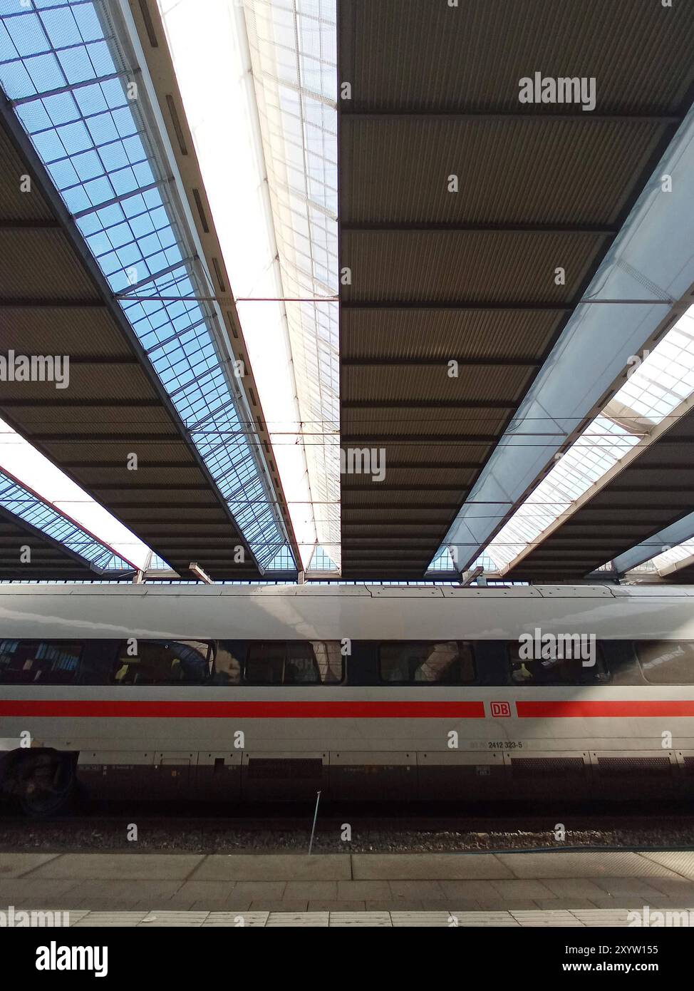 Bahn, DB, Deutsche Bahn, Zug, Eisenbahn, Zugbegleiter, Gleise, Lokführer, Deutschland ticket , Sanierung , Bauarbeiten , Fahrgäste, Pendler, reisen, in München Hbf , Bayern , Deutschland . 31 août 2024. Banque D'Images