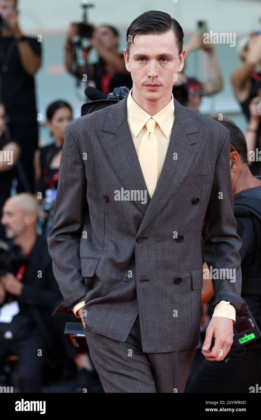 Italie, Lido di Venezia, 30 août 2024 : Harris Dickinson assiste à un tapis rouge pour 'Babygirl' lors du 81e Festival international du film de Venise le 30 août 2024 à Venise, en Italie. Photo Da Re/Sintesi/Alamy Live News Banque D'Images