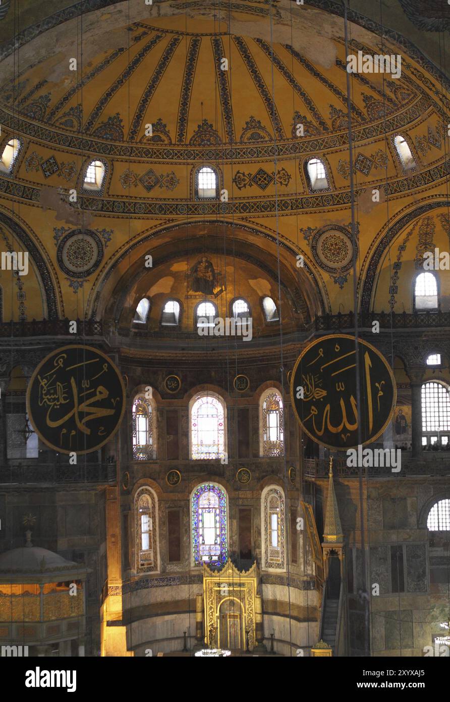 Intérieur de la basilique Sainte-Sophie à Istanbul, Turquie, Asie Banque D'Images