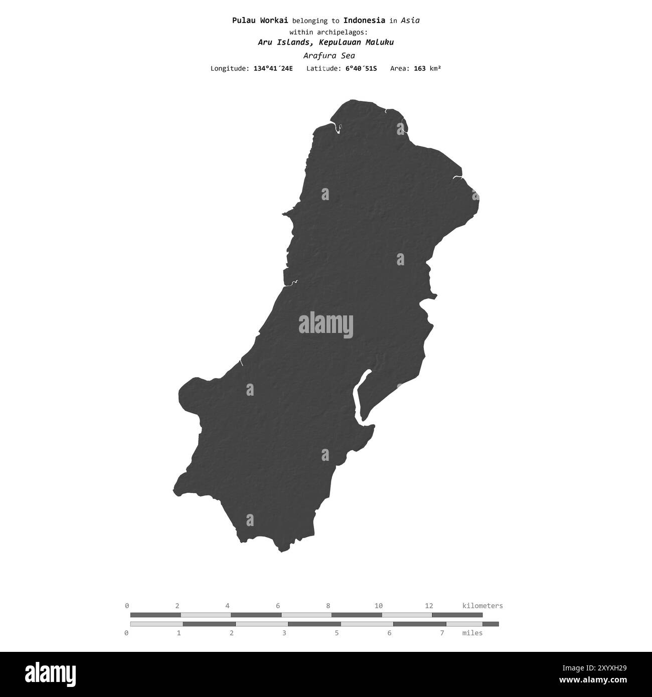 Pulau Workai dans la mer d'Arafura, appartenant à l'Indonésie, isolé sur une carte d'altitude à deux niveaux, avec échelle de distance Banque D'Images