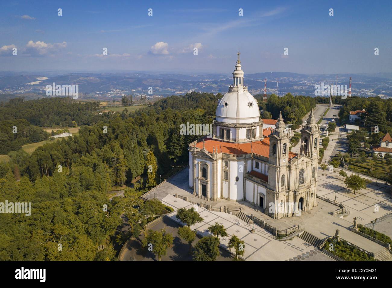 Vue aérienne du drone du sanctuaire de Sameiro à Braga, Portugal, Europe Banque D'Images