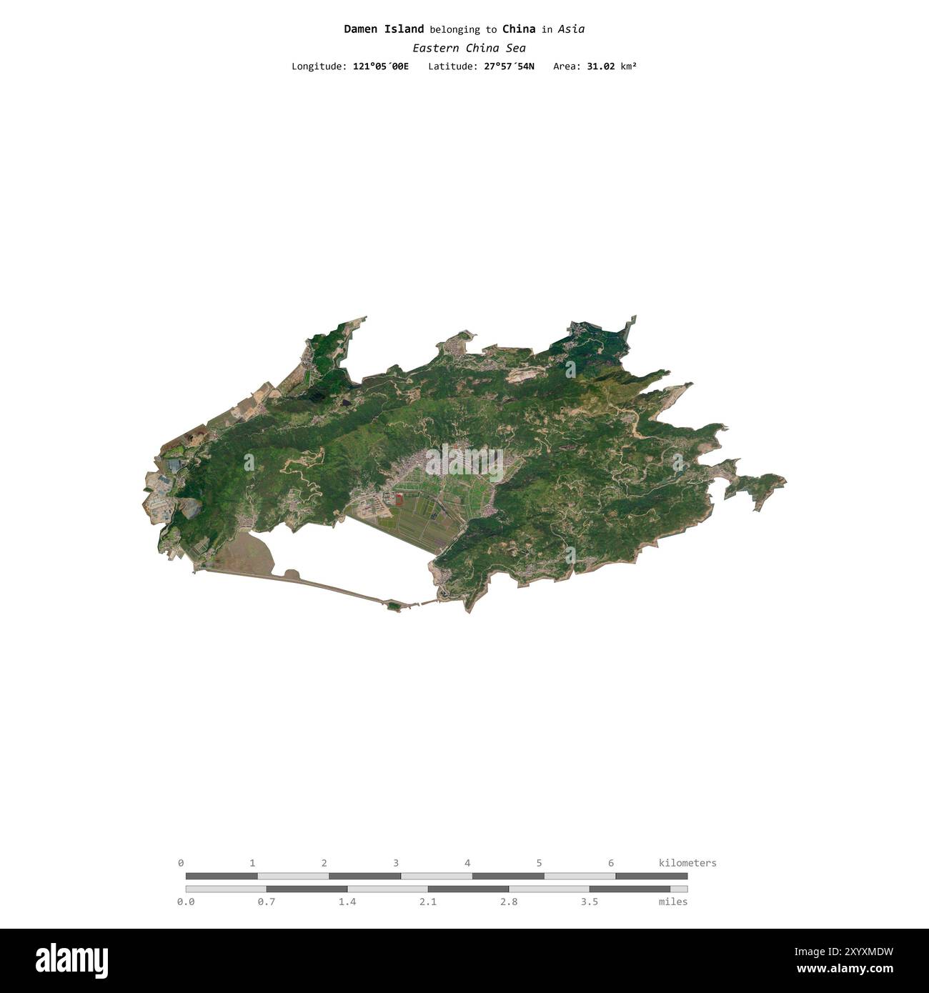 Île de Damen dans la mer de Chine orientale, appartenant à la Chine, isolée sur une image satellite prise le 26 novembre 2023, avec échelle de distance Banque D'Images
