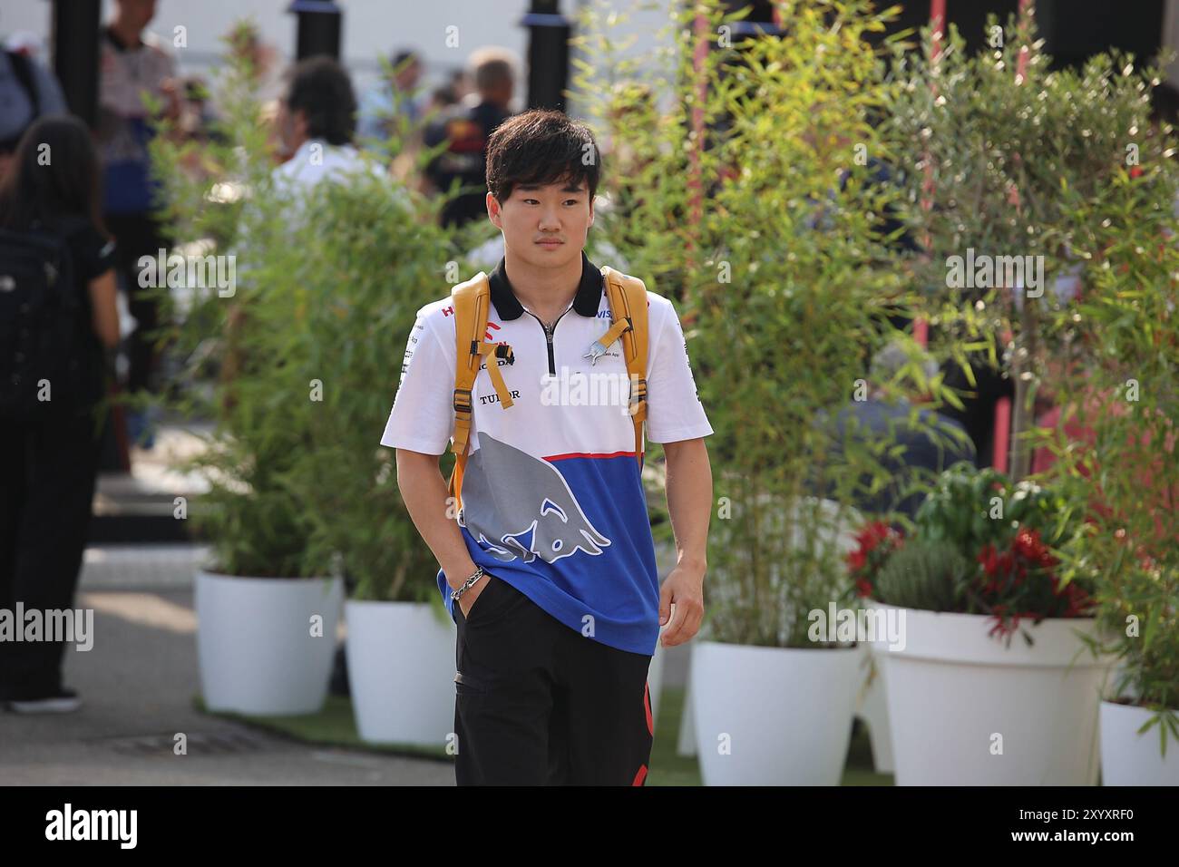 Monza, Italie. 31 août 2024. Sport automobile, Championnat du monde de formule 1, Grand Prix d'Italie, troisième essais libres, Yuki Tsunoda du Japon de l'App Visa Cash RB Formula One Team dans le paddock. Crédit : Hasan Bratic/dpa/Alamy Live News Banque D'Images