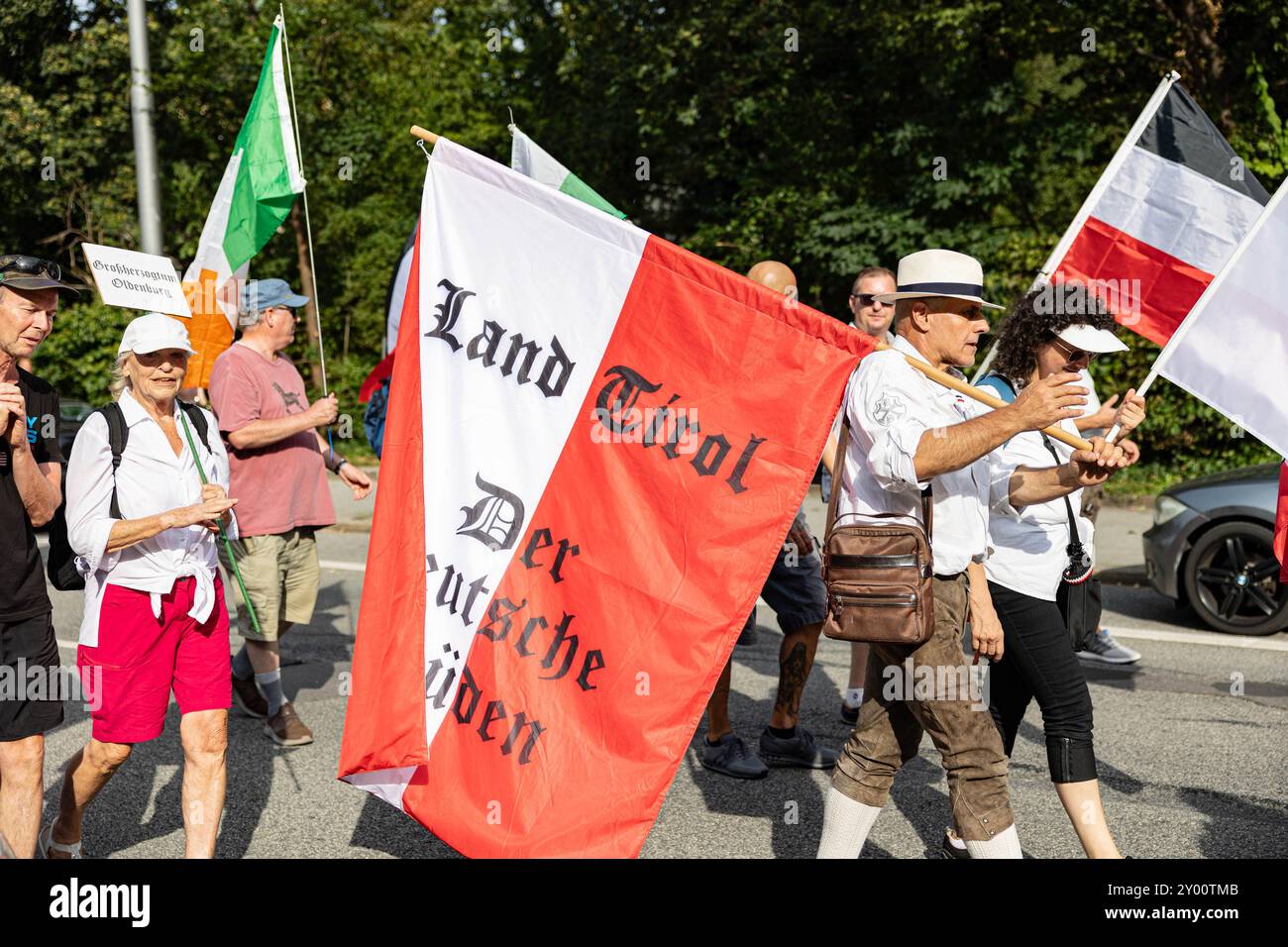 Munich, Allemagne. 31 août 2024. Des centaines de Reichsbuerger de toute l'Allemagne ont manifesté à Munich, en Allemagne, le 31 août 2024. Leur devise était ' ensemble pour notre patrie et la paix mondiale/la grande réunion des 25 1 états fédéraux '. (Photo de Alexander Pohl/Sipa USA) crédit : Sipa USA/Alamy Live News Banque D'Images