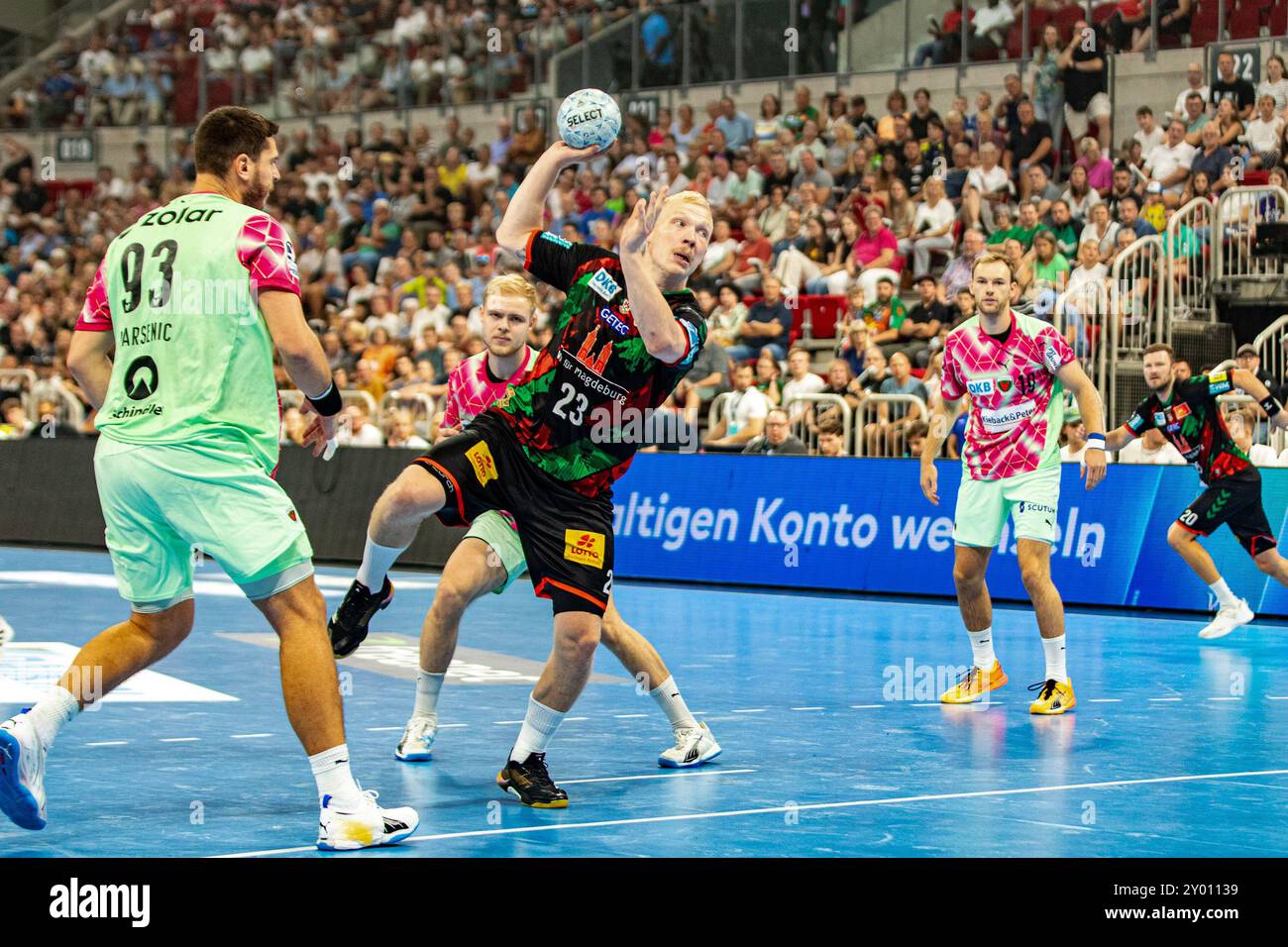 Magnus Saugstrup (SC Magdeburg, #23) beim Wurf SC Magdeburg v. Fuechse Berlin, Handball, Handball Super Cup 2024, 2024/25, 31.08.2024 Foto : Eibner-Pressefoto/Gerhard Wingender Banque D'Images