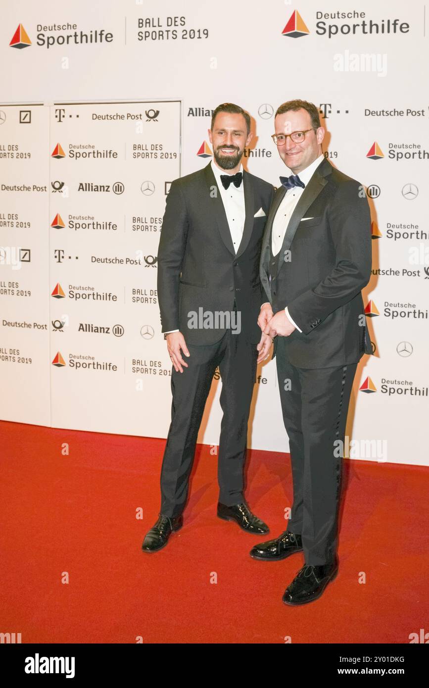 WIESBADEN, Allemagne, 2 février 2019 : Daniel Funke et Jens Spahn au Ball des Sports 2019, Europe Banque D'Images