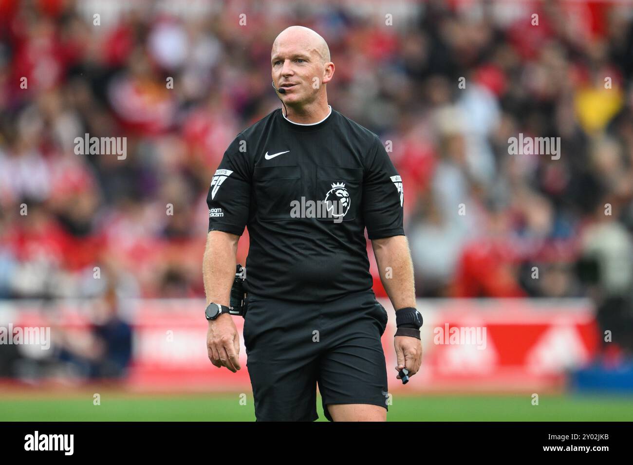 Arbitre Simon Hooper lors du match de premier League Nottingham Forest vs Wolverhampton Wanderers au City Ground, Nottingham, Royaume-Uni, 31 août 2024 (photo de Craig Thomas/News images) Banque D'Images