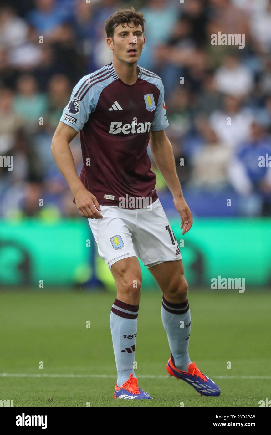 Pau Torres d'Aston Villa lors du match de premier League Leicester City vs Aston Villa au King Power Stadium, Leicester, Royaume-Uni, 31 août 2024 (photo par Alfie Cosgrove/News images) Banque D'Images