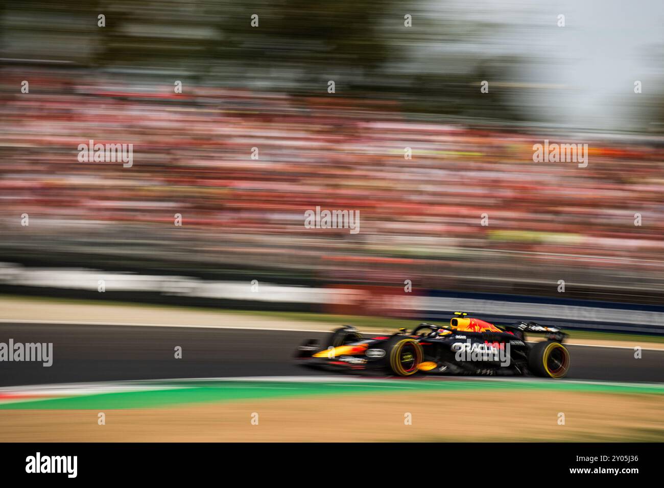 Monza, Italie - 21 Jul 2024:, #11 Sergio Perez (MEX, Red Bull Racing), samedi essais libres avant les qualifications pour le GP d'Italie de F1 Banque D'Images